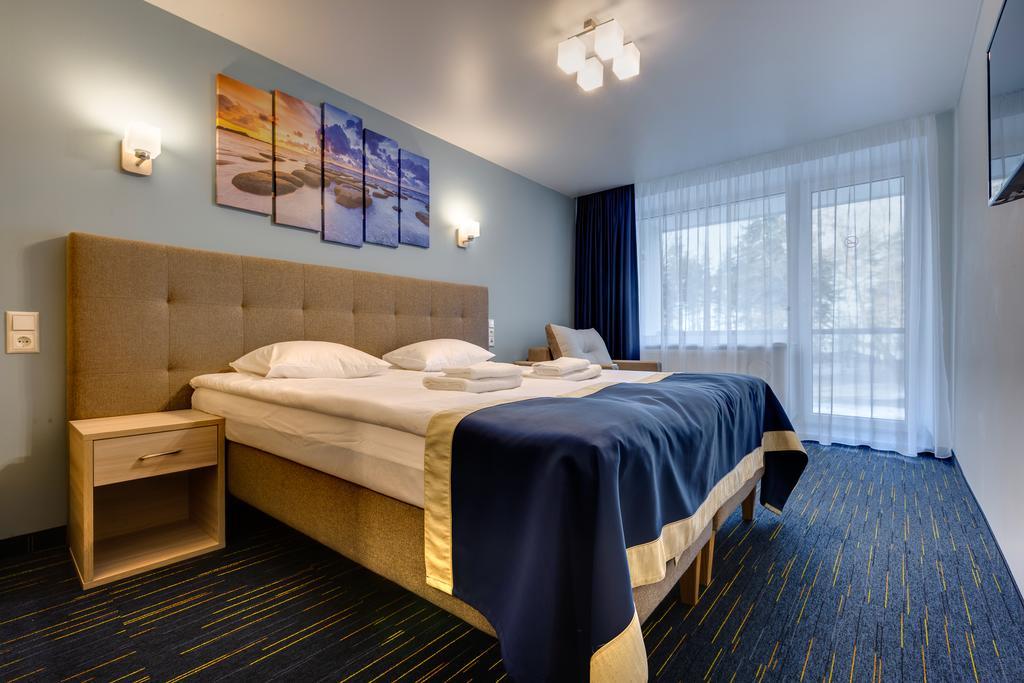 Liivarand Hotel Нарва-Йиесуу Екстер'єр фото