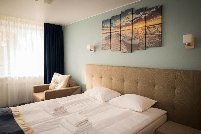 Liivarand Hotel Нарва-Йиесуу Екстер'єр фото